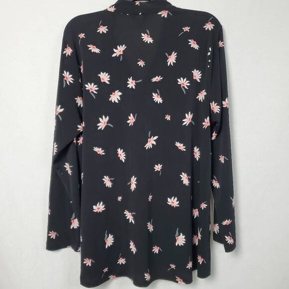 CJ Banks 1X Plus Black Floral LS Blouse - Picture 3 of 5